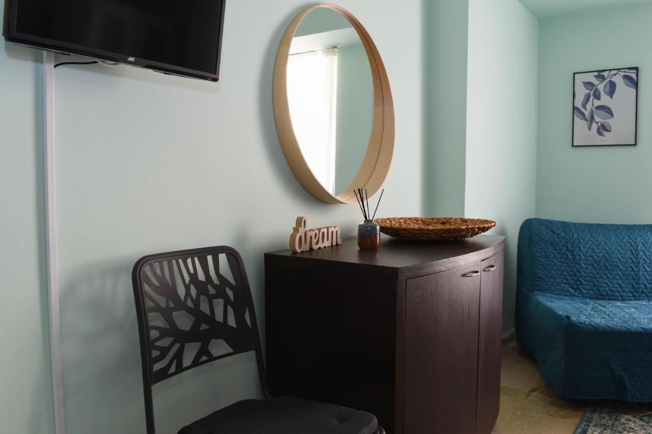 City Center Studio 2 Apartment Каламата Екстериор снимка