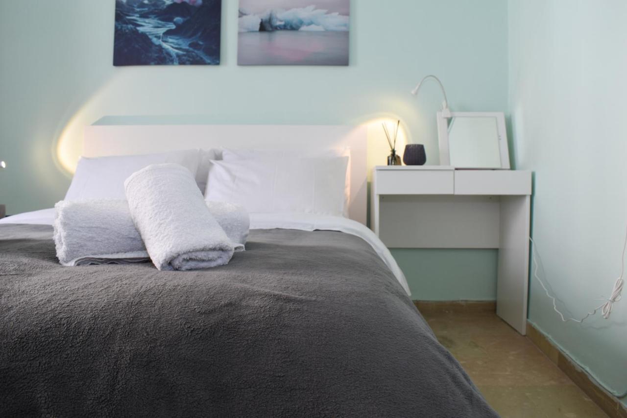 City Center Studio 2 Apartment Каламата Екстериор снимка