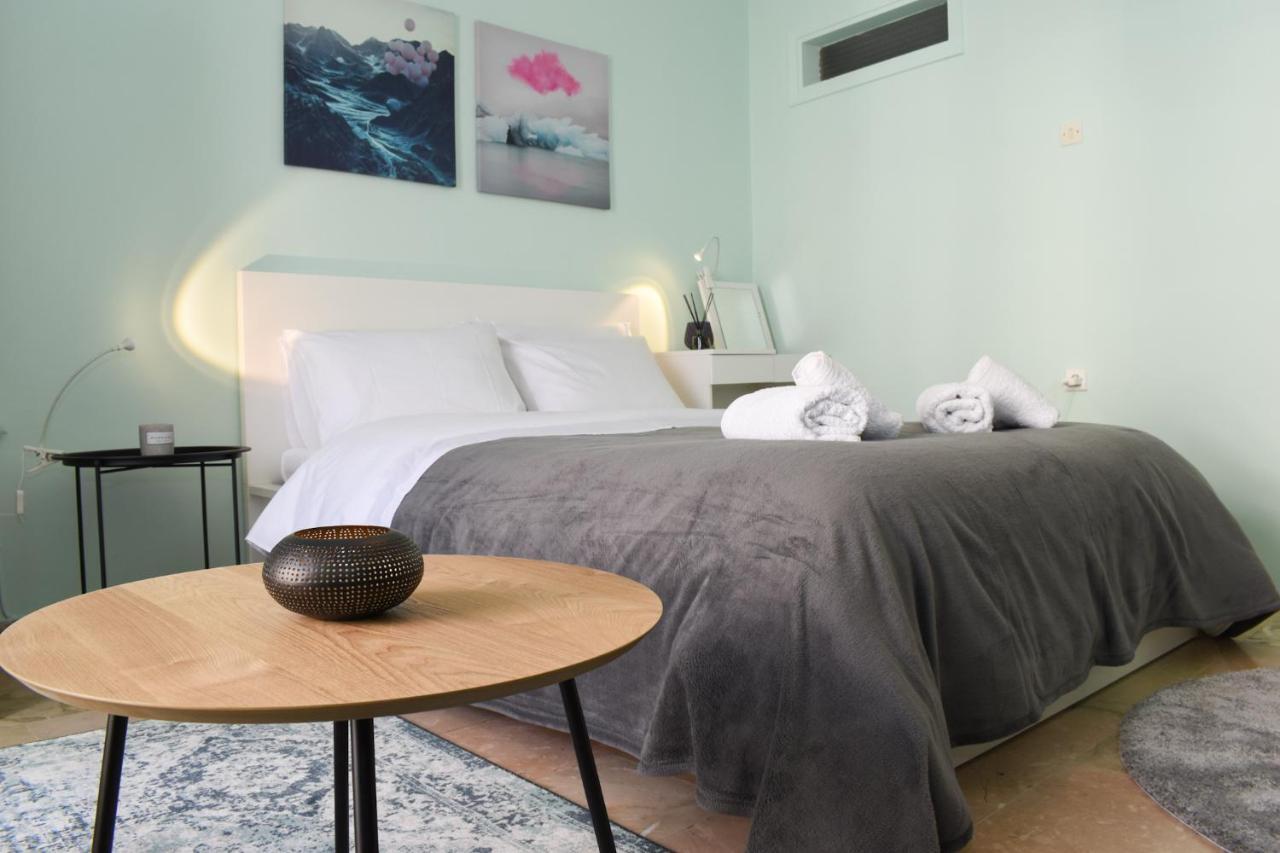 City Center Studio 2 Apartment Каламата Екстериор снимка