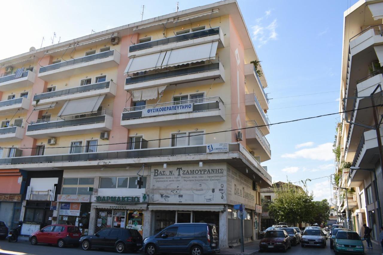 City Center Studio 2 Apartment Каламата Екстериор снимка