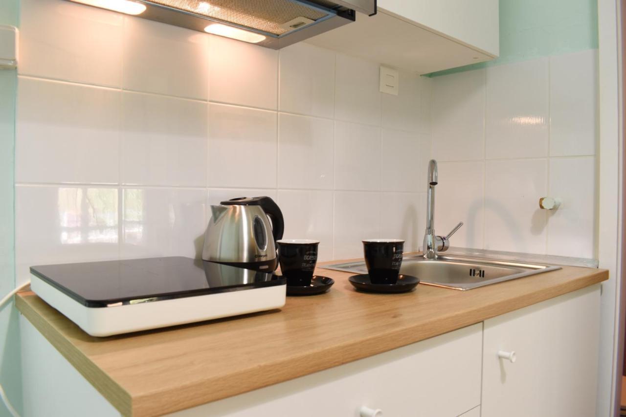 City Center Studio 2 Apartment Каламата Екстериор снимка