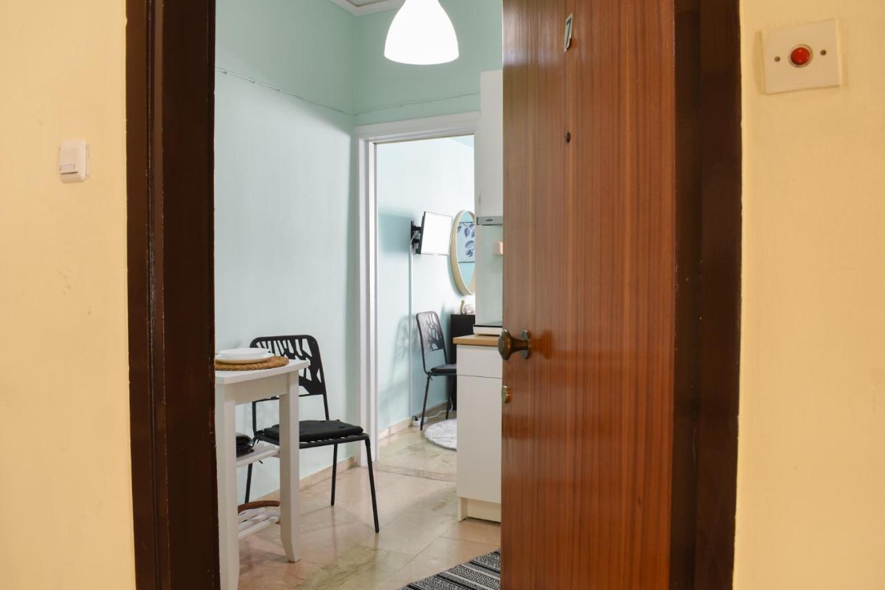City Center Studio 2 Apartment Каламата Екстериор снимка